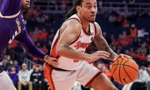 Syracuse guard Jaquan Carlos drives to the rack against UAlbany (cuse.com).